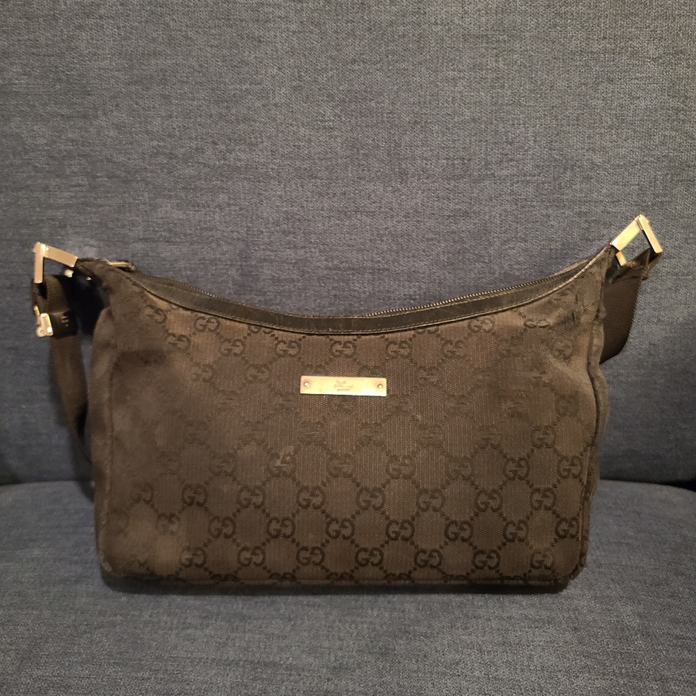 Authentic Gucci Monogram shoulder/Crossbody bag